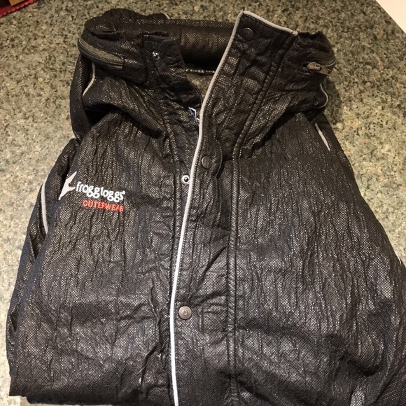 Frogg Toggs outerwear size large - Picture 10 of 10
